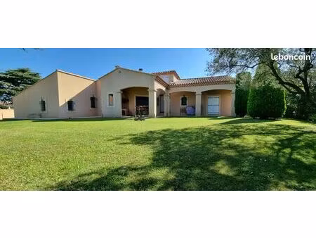 bouillargues villa traditionnelle en exclusivité