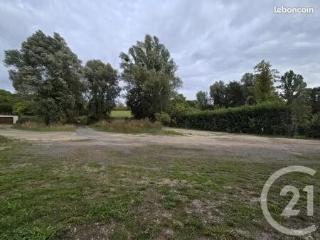 terrain 984 m² sagy