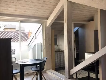 charmant studio meublé avec terrasse