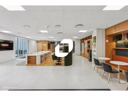 bureau 352 m²