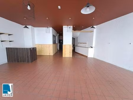 local commercial à louer