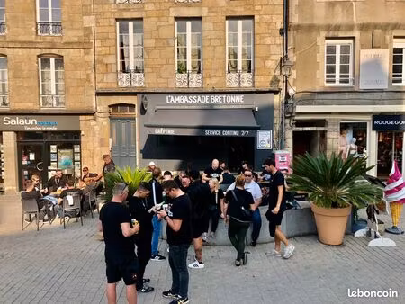 guingamp – centre-ville – emplacement n°1 – fonds de commerce – crêperie – 100 m² – grande