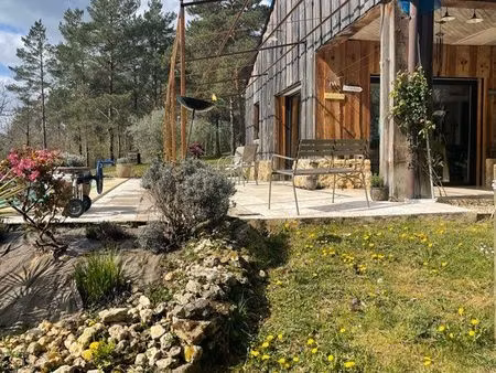 maison  plain-pied  trois chambres plus piscine plus garage  sainte alvere 419 000