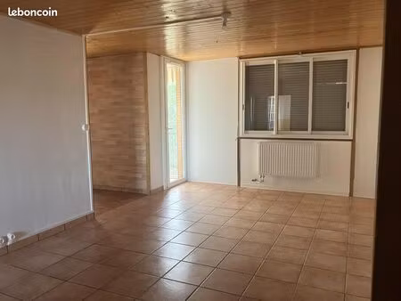 appartement 4 pièces 90 m²