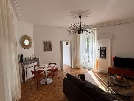 t3 meublé 70m² avec balcon - nîmes