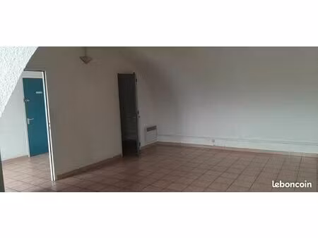 local professionnel / commercial 50 m² – centre-ville saint-hippolyte-du-fort – accès pmr