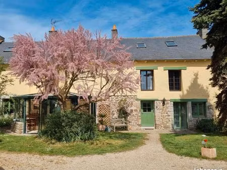 propriété 7 pièces 212 m²