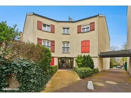 appartement 4 pièces 80 m²