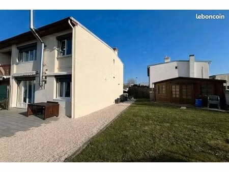 maison 5 pièces 100 m²