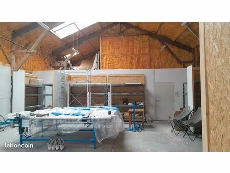 atelier d'artiste à louer