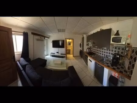 studio meuble avec cour interieure partagee