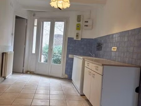 loue maison de ville