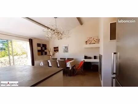 maison 7 pièces 165 m²