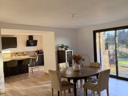 maison 169m2  3chambres  jardin 769m2