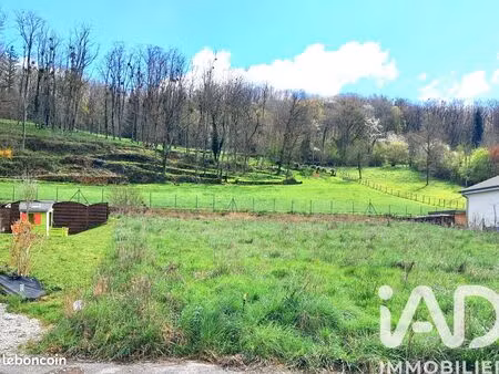 terrain 632 m² macornay