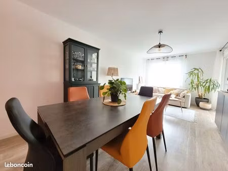 appartement 3 pièces 65 m²