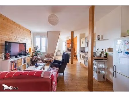 immeuble 197 m² tregastel