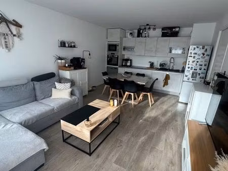 appartement t3 - 60 1 m2 - rez-de-jardin