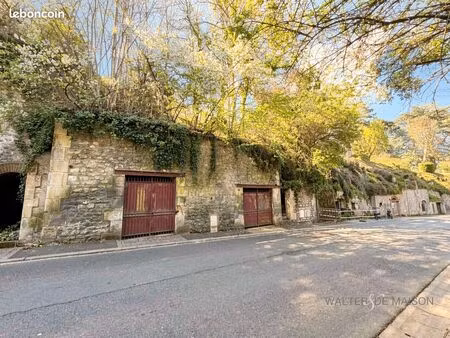 parking/box 49 m² amboise