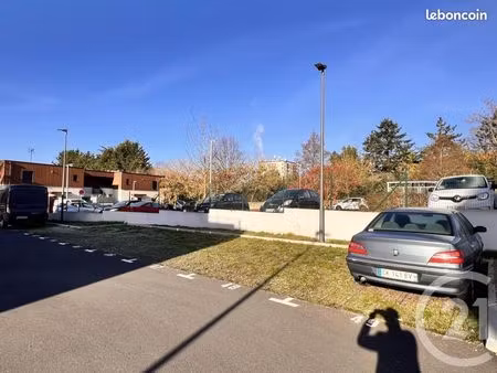 parking 11 m² joue les tours