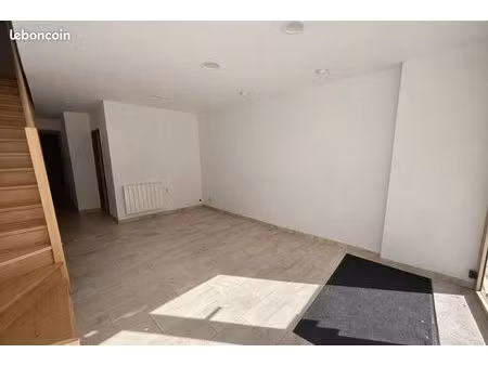 local commercial 85 m² saint-claude