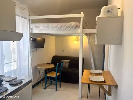 studio (electricité comprise)