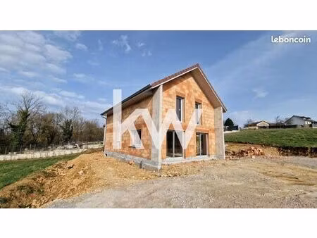 maison 7 pièces 135 m²