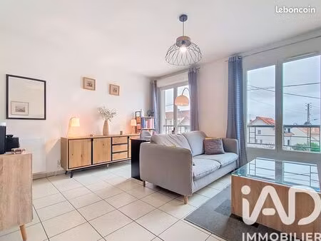appartement 3 pièces 54 m²