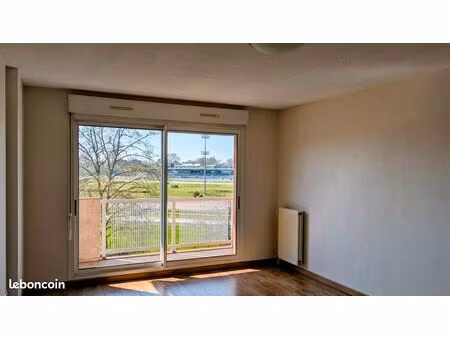 appart t2 52 m2 192 000 toulouse 31100  dans une résidence calme  soignée et arborée  face