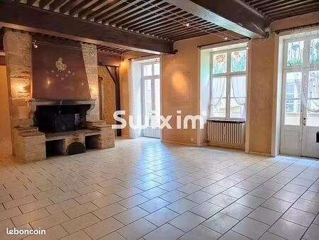 immeuble 13 pièces 279 m²