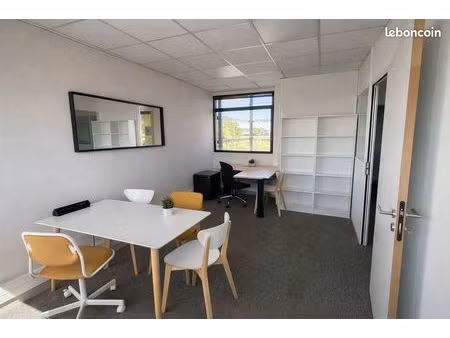 bureau fermé pour 4 colaborateurs en coworking – internet & parking inclus - a partir de j