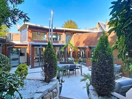 maison 8 pièces 180 m²