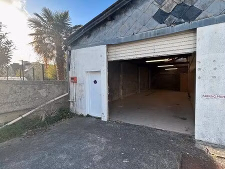entrepôt 80 m² quimper