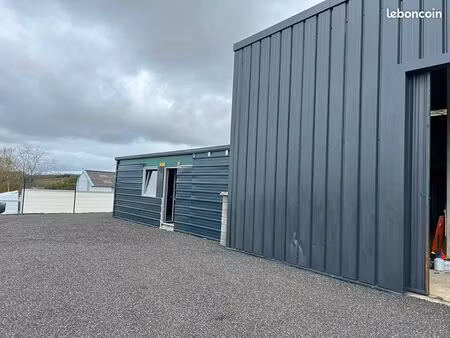 local commercial 164 m² pleyben