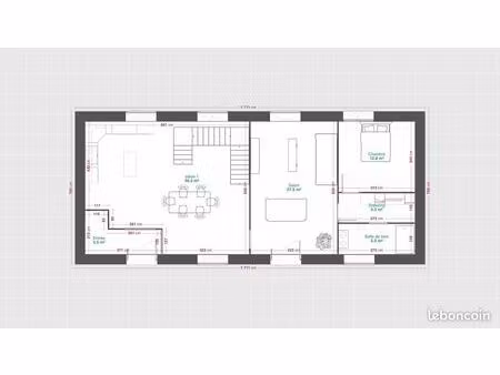 bâtiment à aménager. nombreuses possibilités