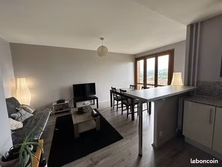 t2 42m2 proche métro saouzelong