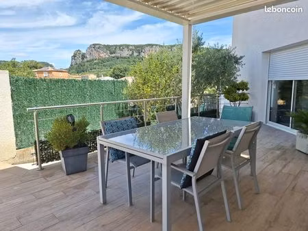 maison moderne 129m² avec piscine