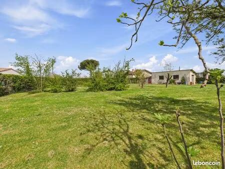 terrain 720 m² plaisance du touch