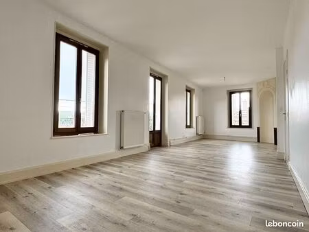 appartement 4 pièces 82 m²