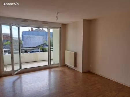 appartement 3 pièces 69 m²