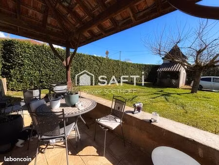 maison de ville 7 pièces 220 m²