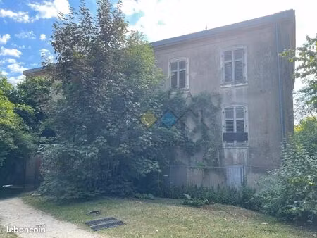 appartement 3 pièces 81 m²