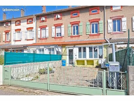 maison 3 pièces 75 m²