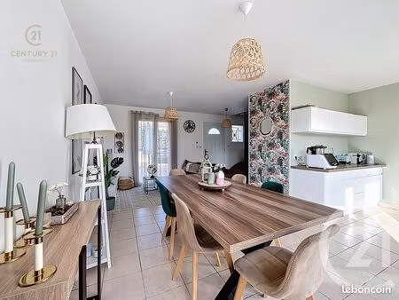 maison 5 pièces 99 m²