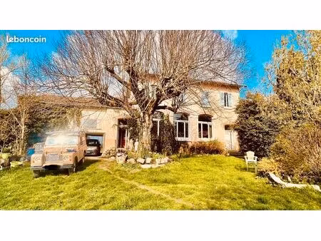maison 5 pièces 140 m²