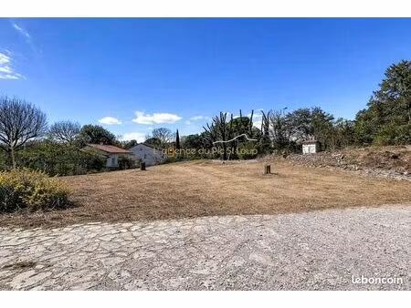 terrain 719 m² saint-gély-du-fesc