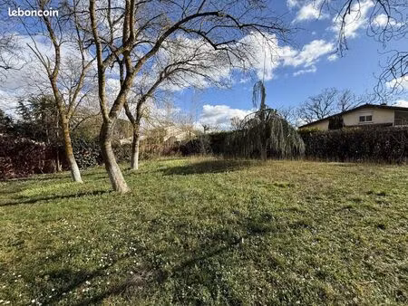 terrain 1 pièce 1213 m²