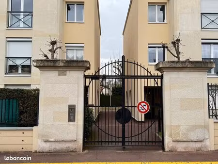 location salle de consultation  nouveau cabinet médical paramédical franconville gare 9513