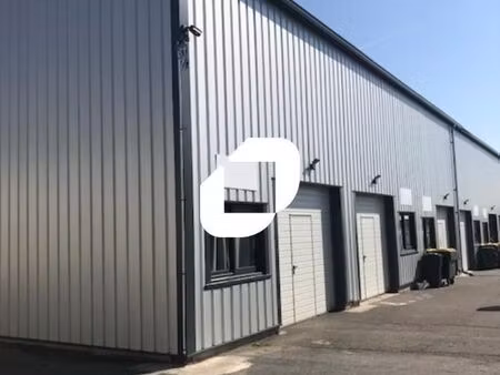 local d'activité 90 m²