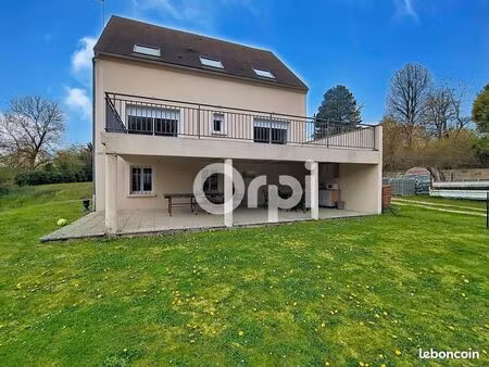maison 5 pièces 153 m²